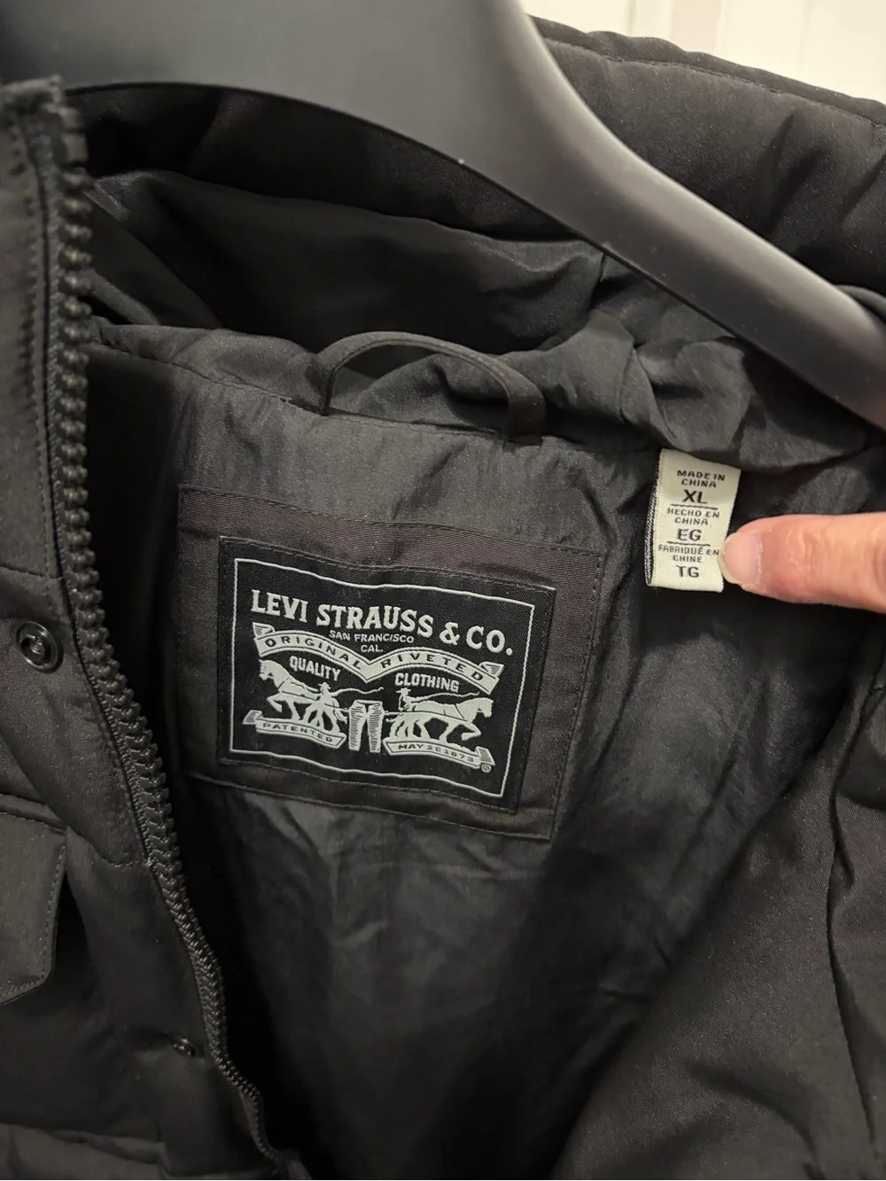 Levi's Men's Black Hooded Puffer Jacket